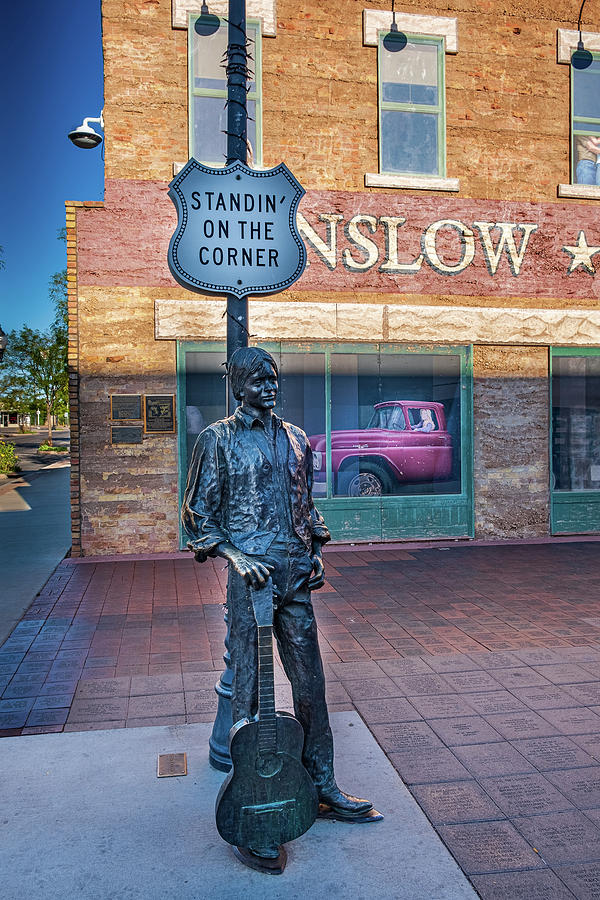 what-statues-are-on-the-corner-in-winslow-arizona-mastery-wiki