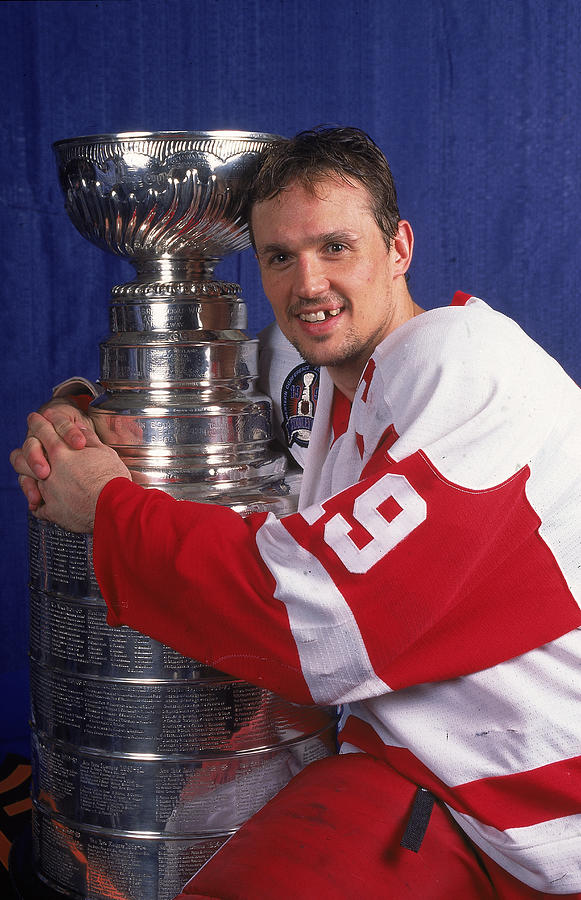 Steve Yzerman Of The Red Wings Photograph by B Bennett
