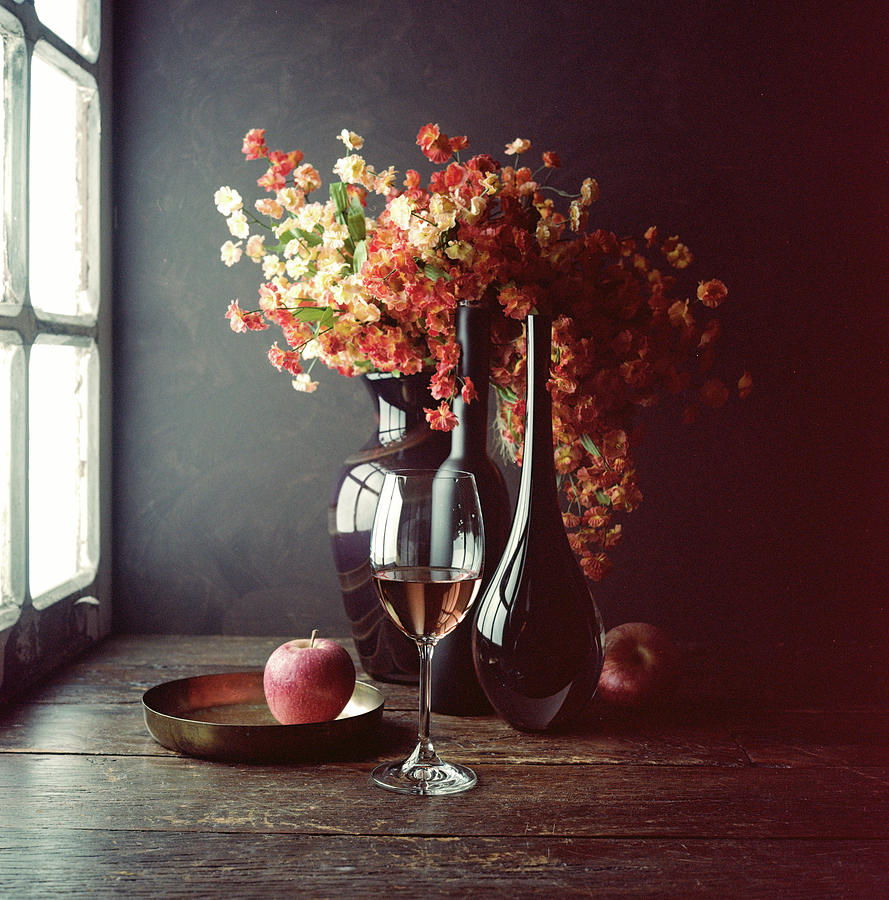 Still Life Photograph - Still Life With Wine And An Apple by Luiz Laercio