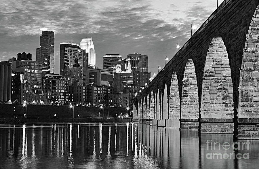 Stone Arch Bridge Minneapolis BW V1 Photograph by Wayne Moran