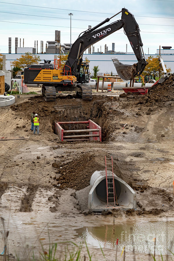 Stormwater Retention Pond Construction Photograph by Jim West/science Photo Library