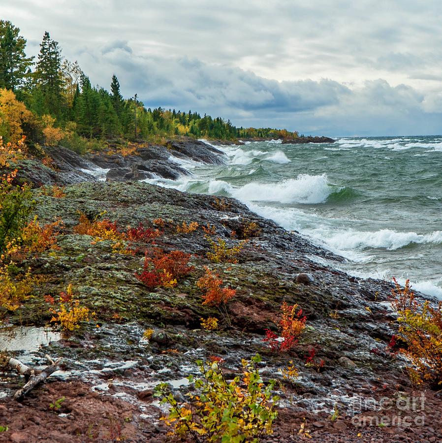 Stormy Waves on Lake Superior Photograph by Susan Rydberg