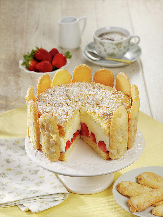 Strawberry Cake With Almond Biscuits Photograph by Stockfood Studios / Photoart