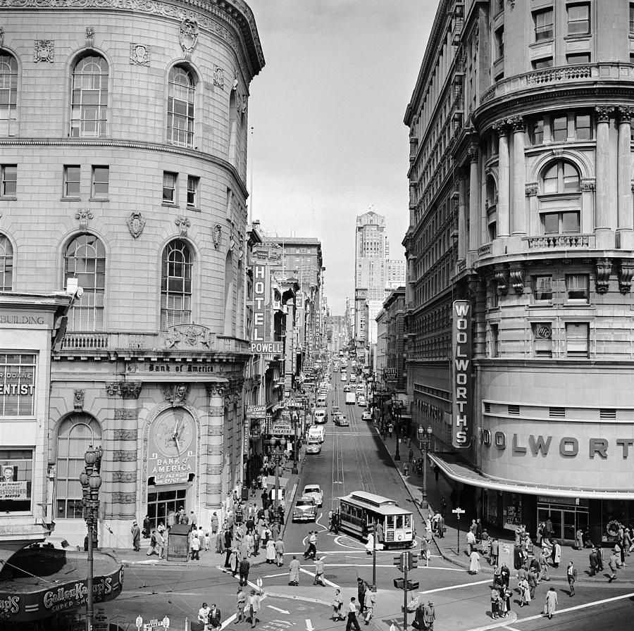 Street Corner Photograph by Orlando