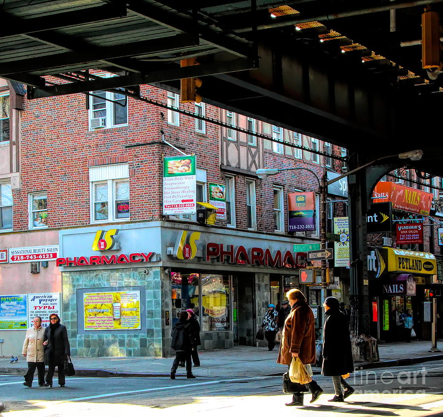Ny Photograph - Streets of Brooklyn Color by Chuck Kuhn