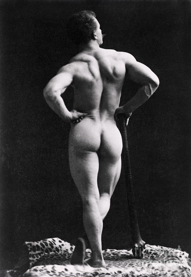 Strongman Eugene Sandow Posing Nude Photograph by Bettmann