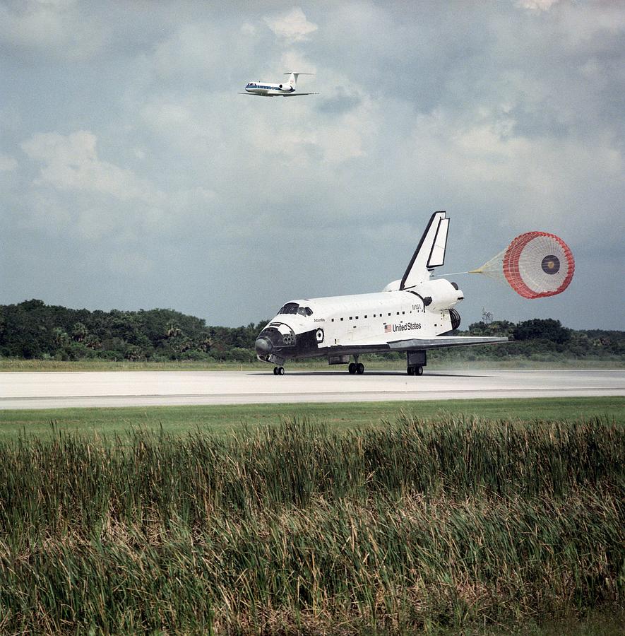 STS-71 Landing Painting by Celestial Images
