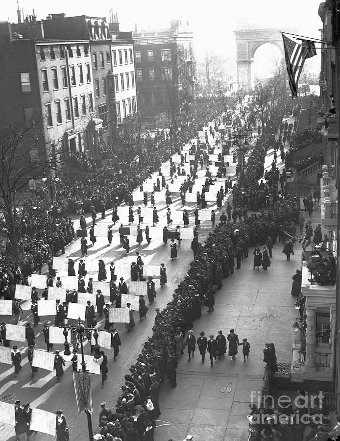 Suffragette March Through Washington Photograph by Bettmann
