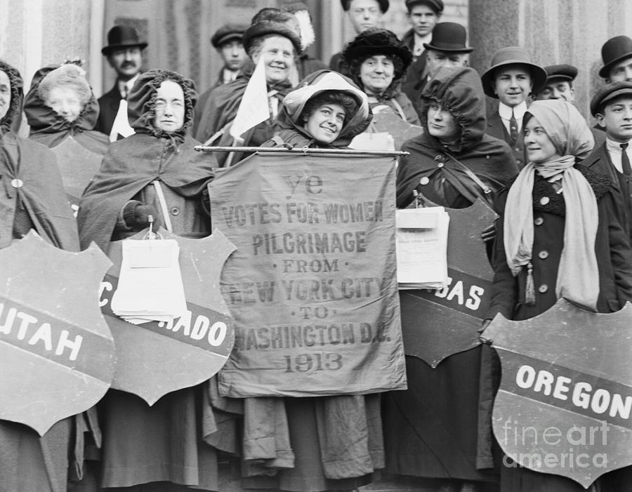 Suffragists Posing With Signs Photograph by Bettmann | Fine Art America