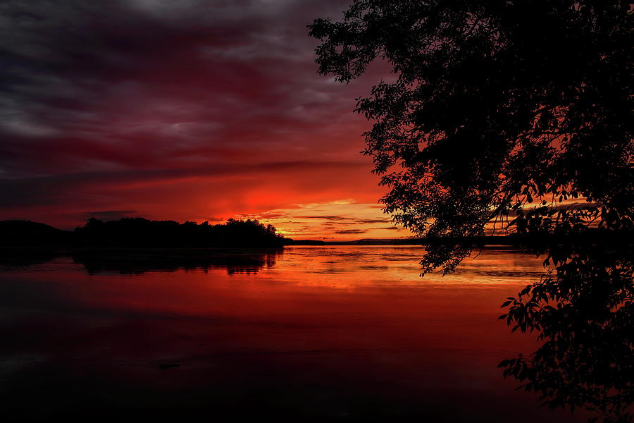 Summer Sundown Over Lake Wausau Photograph by Dale Kauzlaric