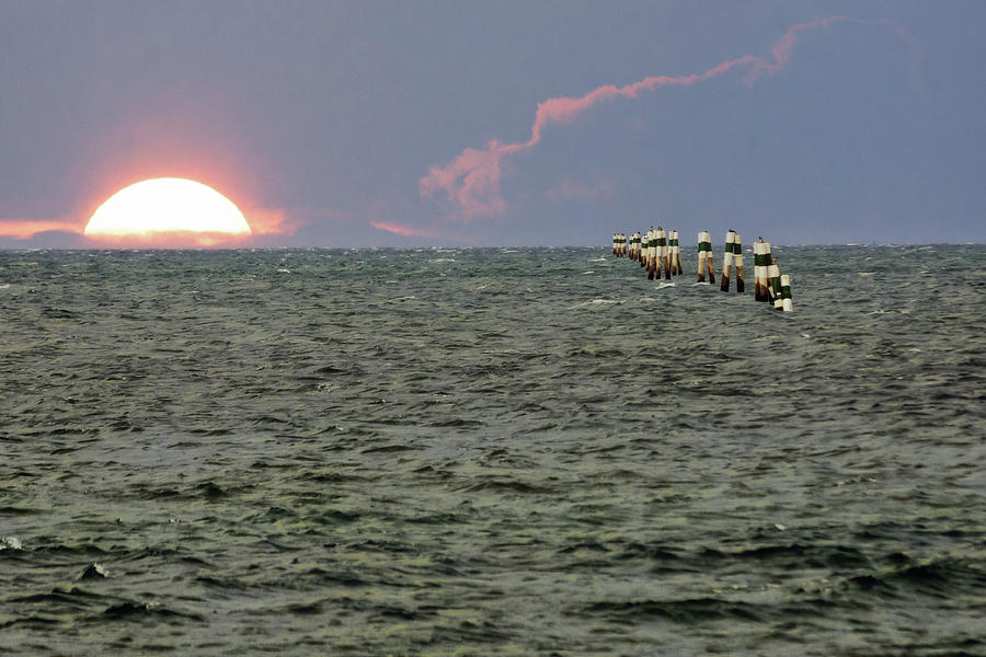 Sundown at the sea Photograph by Wolfgang Stocker
