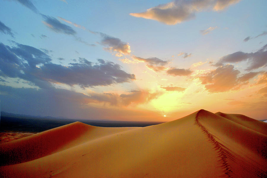 Sundown On Dune Photograph by Rodrigo Paz