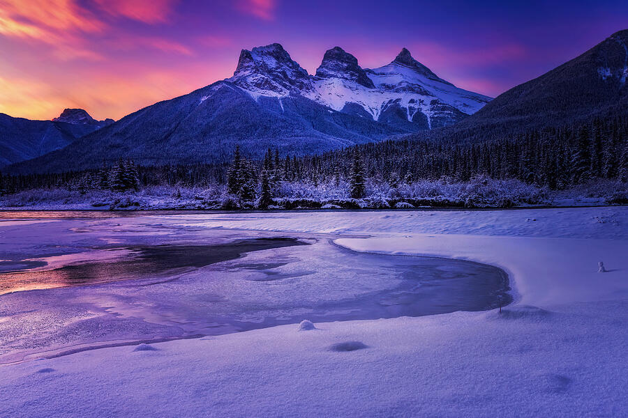 Sunrise On The Three Sisters Photograph by Lisa Zhang