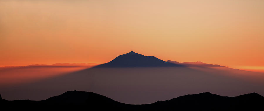 Sunrise Over La Palma Photograph by Antonio Camacho