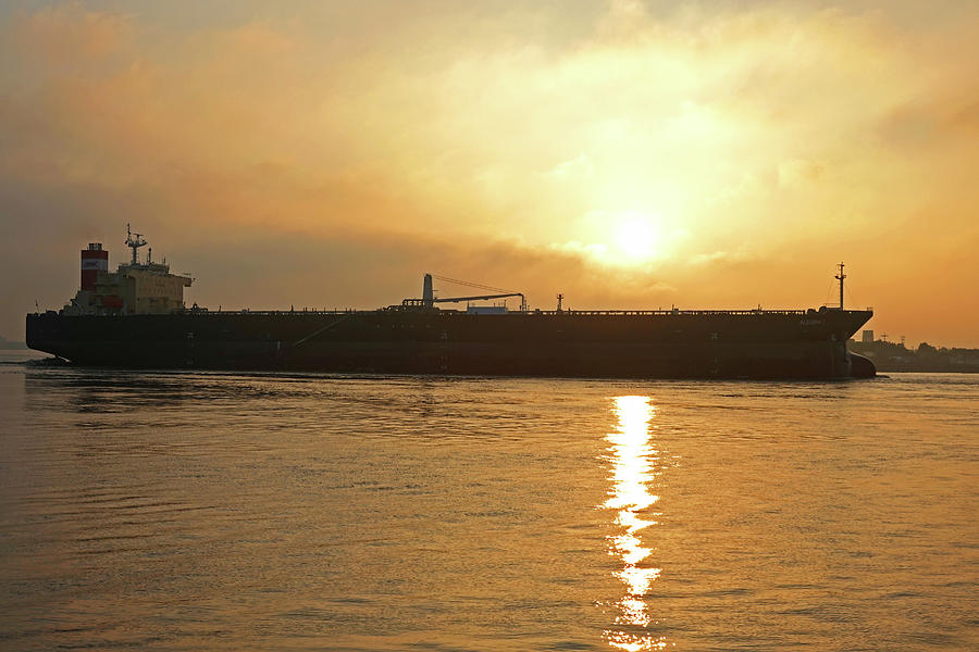 Sunrise over the Mississippi River New Orleans Louisiana LA Photograph by Toby McGuire
