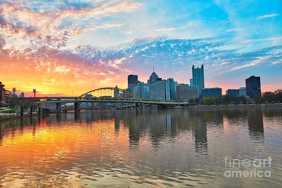 Pittsburgh Photograph - Sunrise over the North Shore by Kelly Pennington