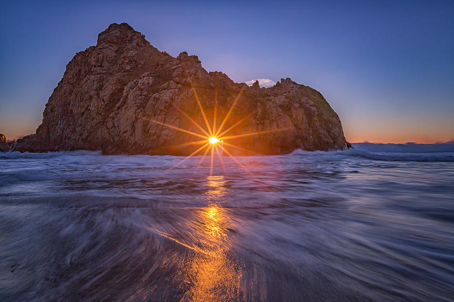 Sunset At Keyhole Arch Photograph by April Xie