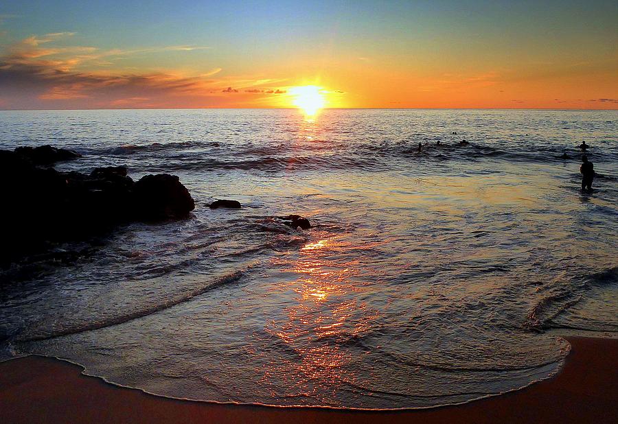 Sunset at Magic Sands Photograph by Lori Seaman