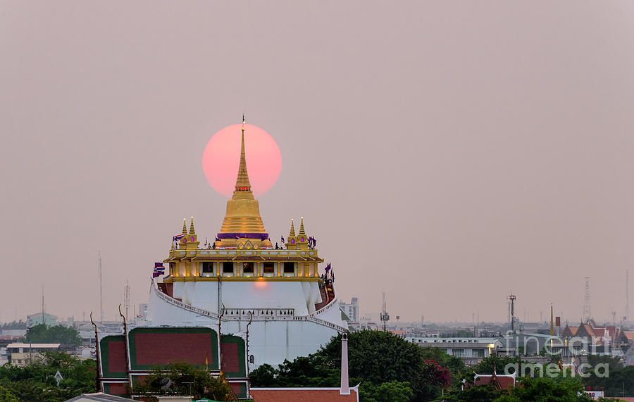 Sunset At The Middle Of The Temple Photograph by Tumjang