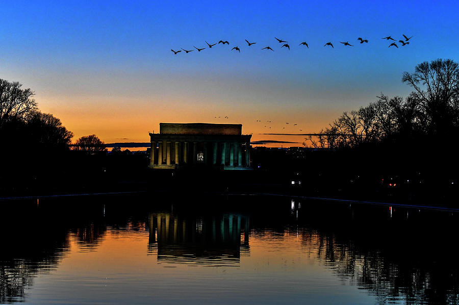 Sunset At The Reflecting Pool Photograph by The Washington Post