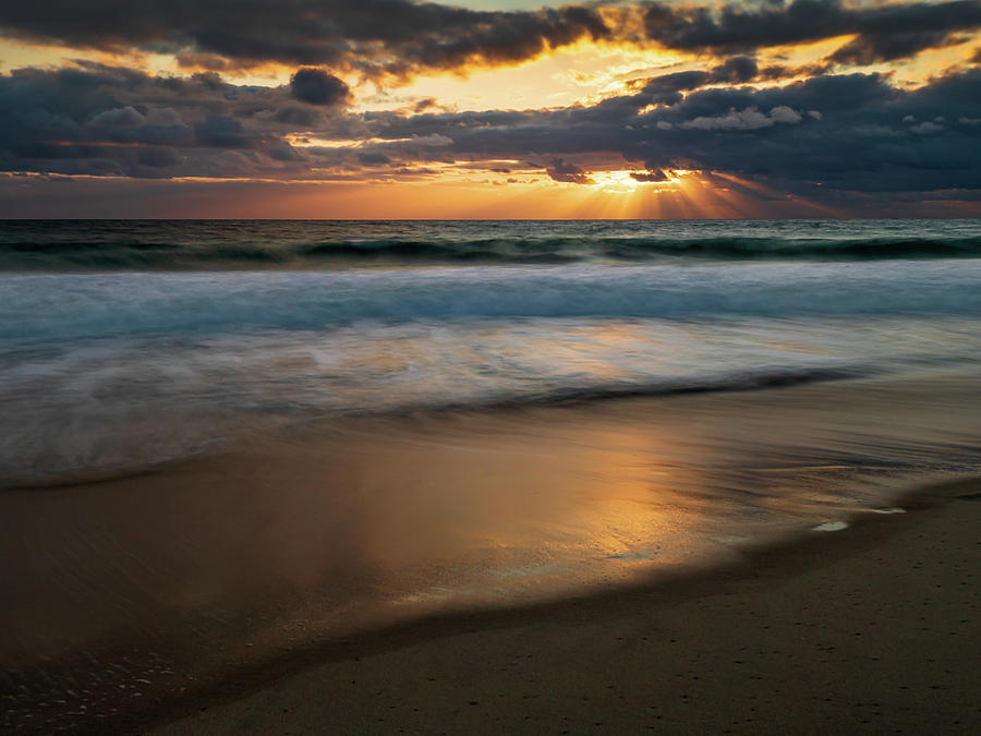 Sunset Floreat Beach Photograph by Geoff Stapledon
