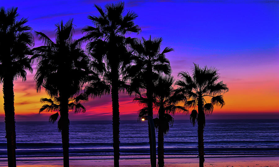 Sunset from the Ocean Park Inn Photograph by Robert Bellomy