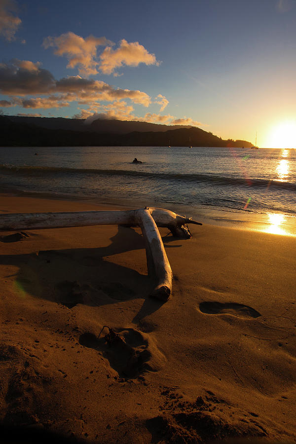Sunset in Hanalei Bay 1 by John and Nicolle Hearne Sunset in Hanalei Bay 1 by John and Nicolle Hearne