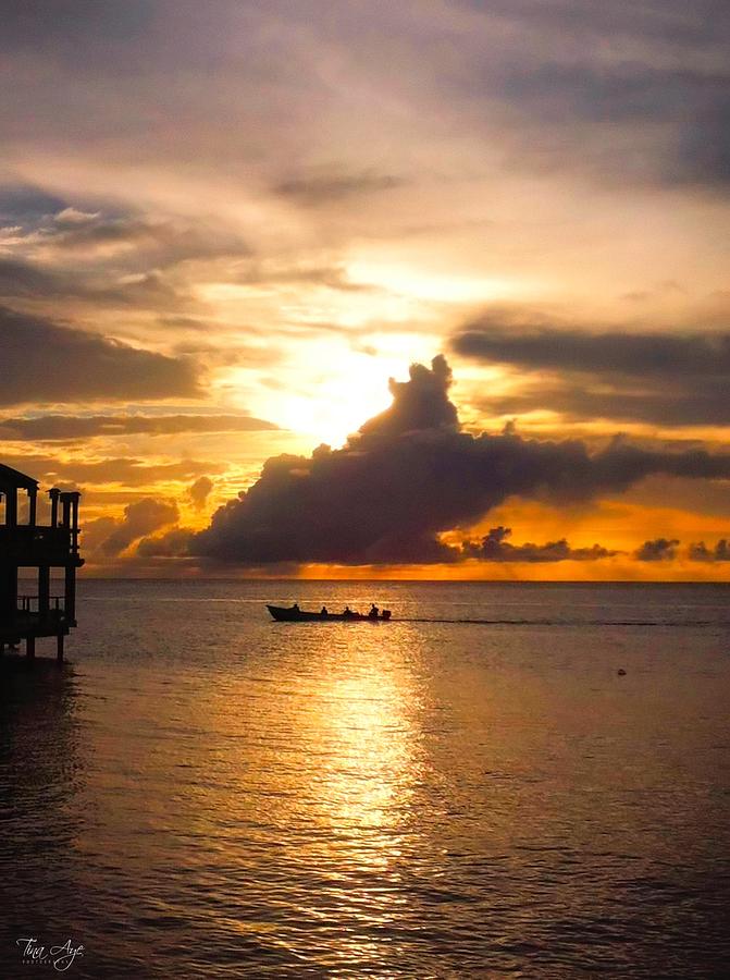 Sunset in Roatan, Honduras Photograph by Tina Aye - Fine Art America