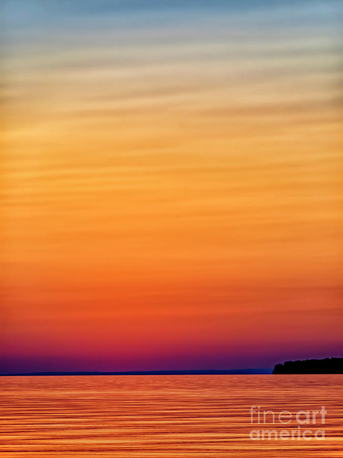 Sunset on Lake Superior Photograph by Bill Frische