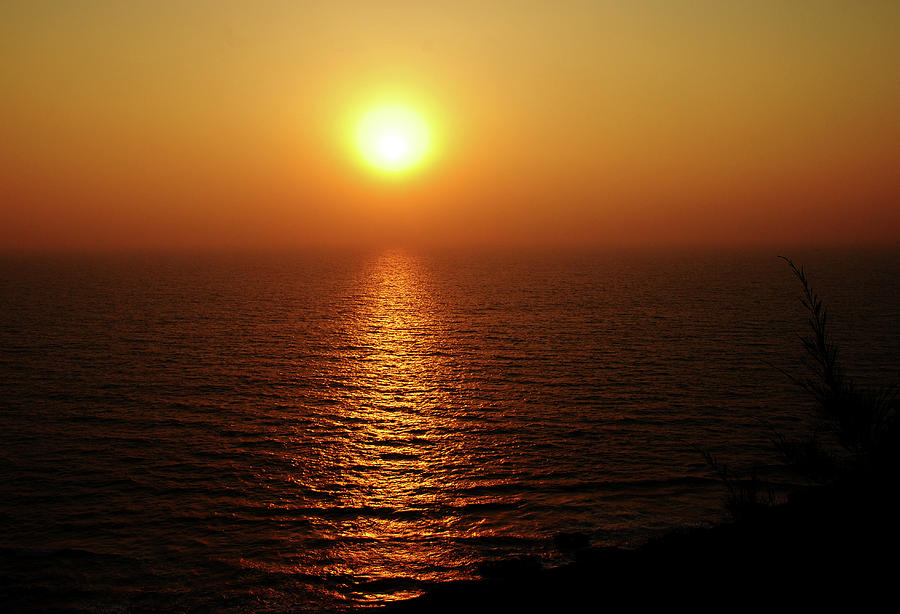 Sunset Over Arabian Sea Photograph by Photography By Ashutosh Garg  Www.ashutoshgarg.com