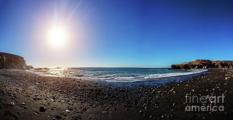 Outdoors Photograph - Sunset Over Coast by Wladimir Bulgar/science Photo Library Outdoors Photograph - Sunset Over Coast by Wladimir Bulgar/science Photo Library