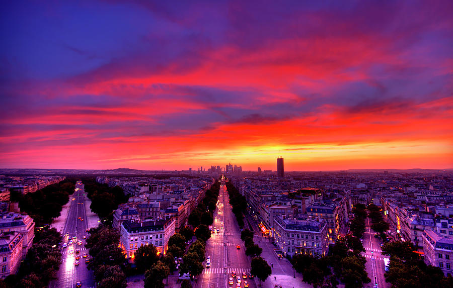 Sunset Over Paris Photograph by Traumlichtfabrik