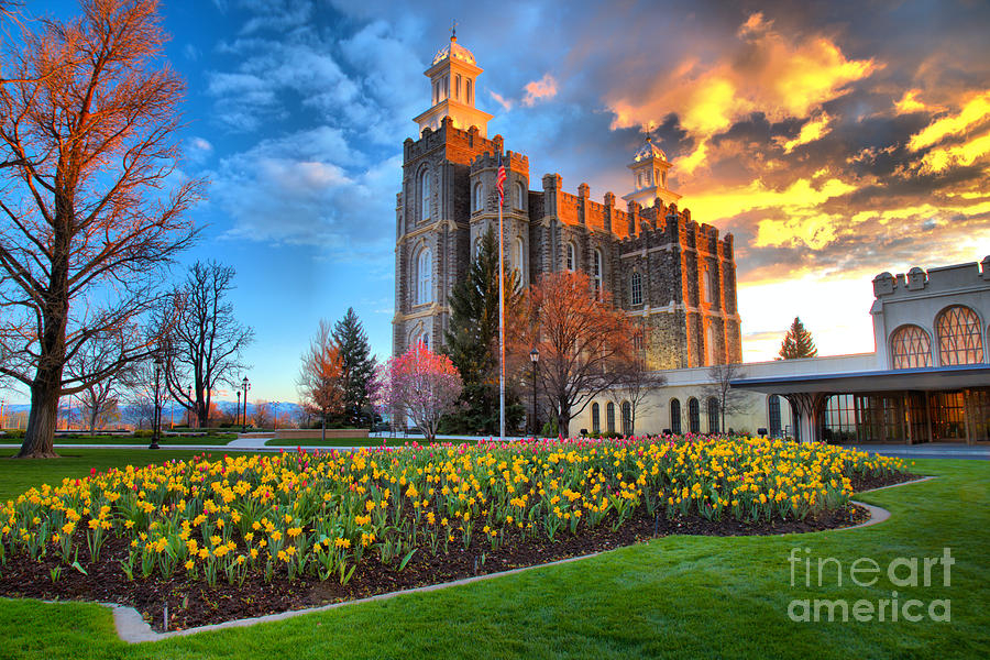 Sunset Over The Logan Utah Temple Photograph By Adam Jewell