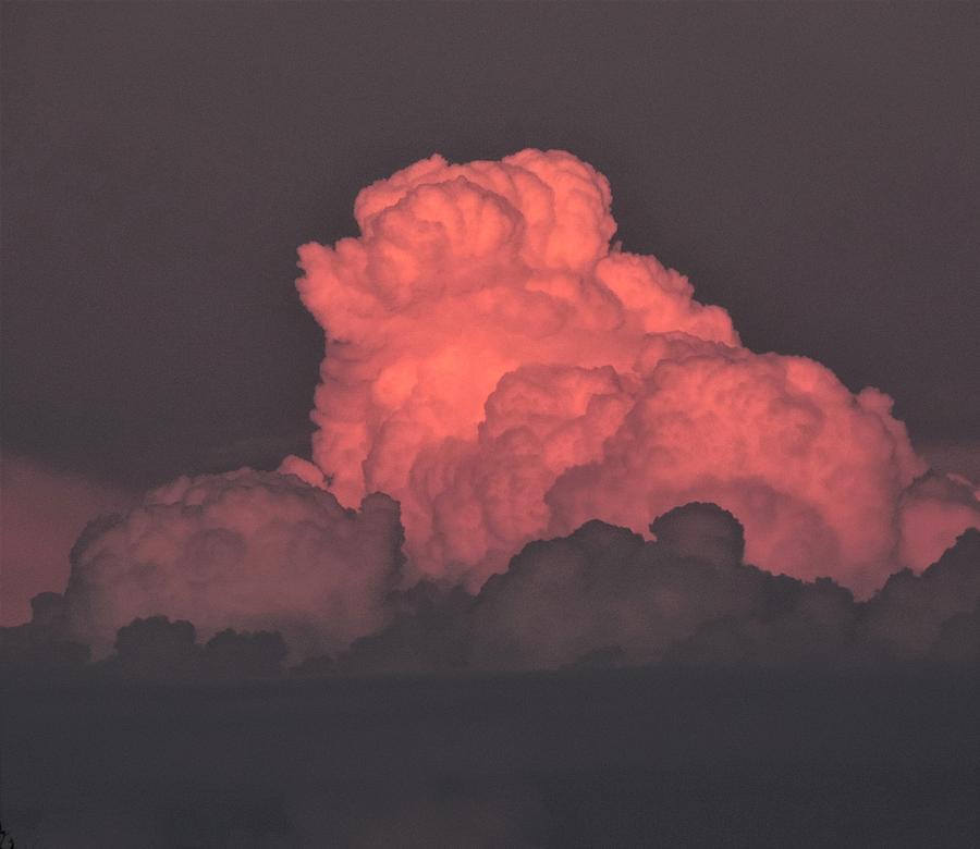 Sunset Photograph - Sunset Thunderhead by Bill Tomsa