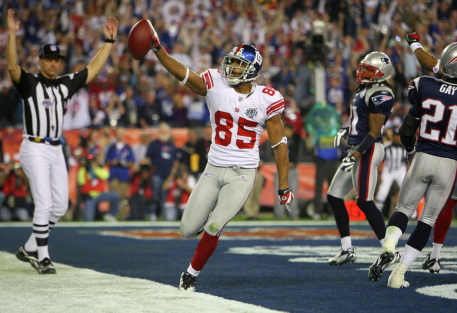 Super Bowl Xlii Photograph by Donald Miralle