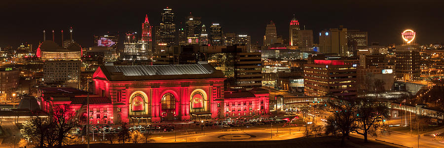 Super Hi-Res Kansas City Red Friday Photograph by Steve Ferro