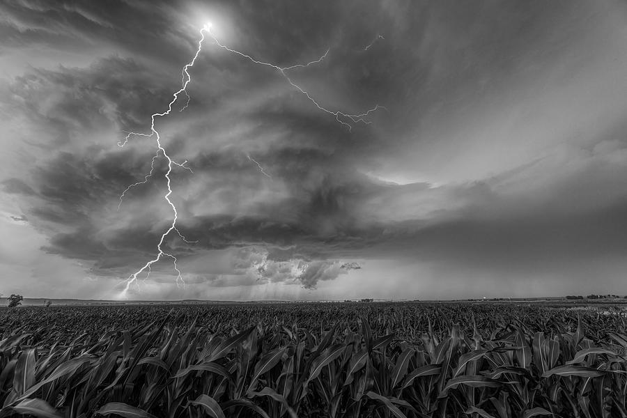 Nature Photograph - Supercell by Jun Zuo