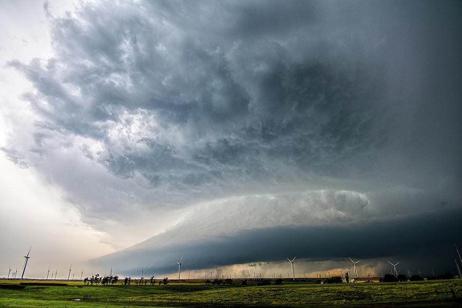 Supercell Storm With Shelf Cloud Over Wind Turbines, Oklahoma, Usa ...