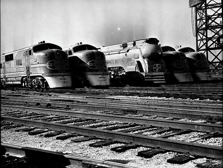 Superchief and El Capitan Locomotives Photograph by William Vandivert