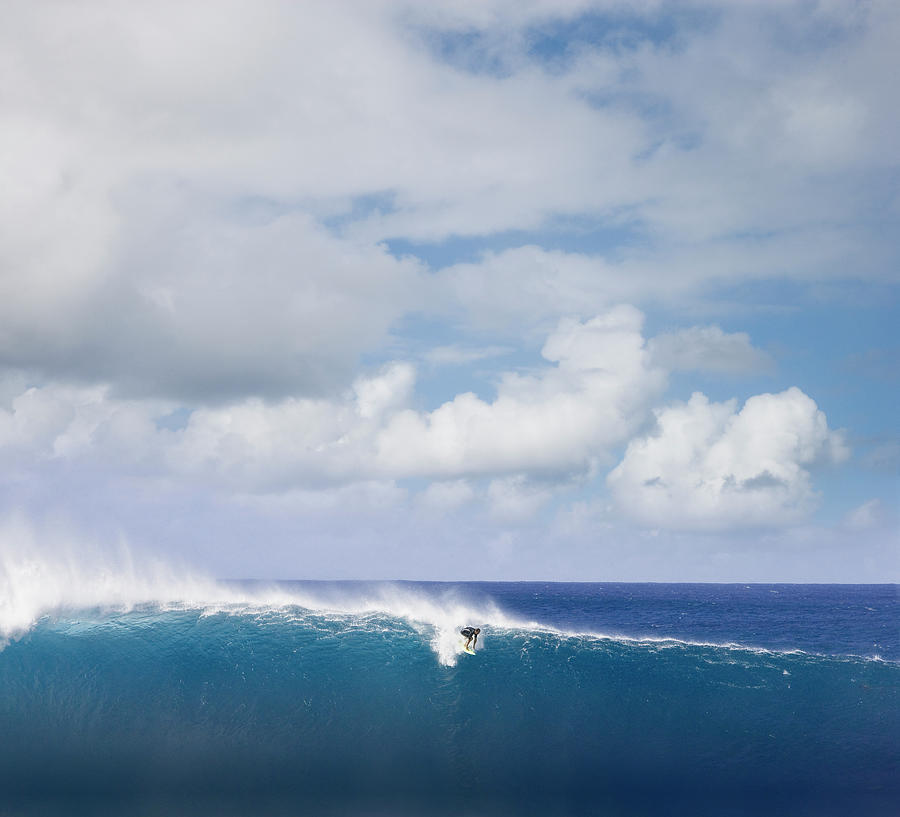 Surfer Surfing On Wave Photograph by Ed Freeman