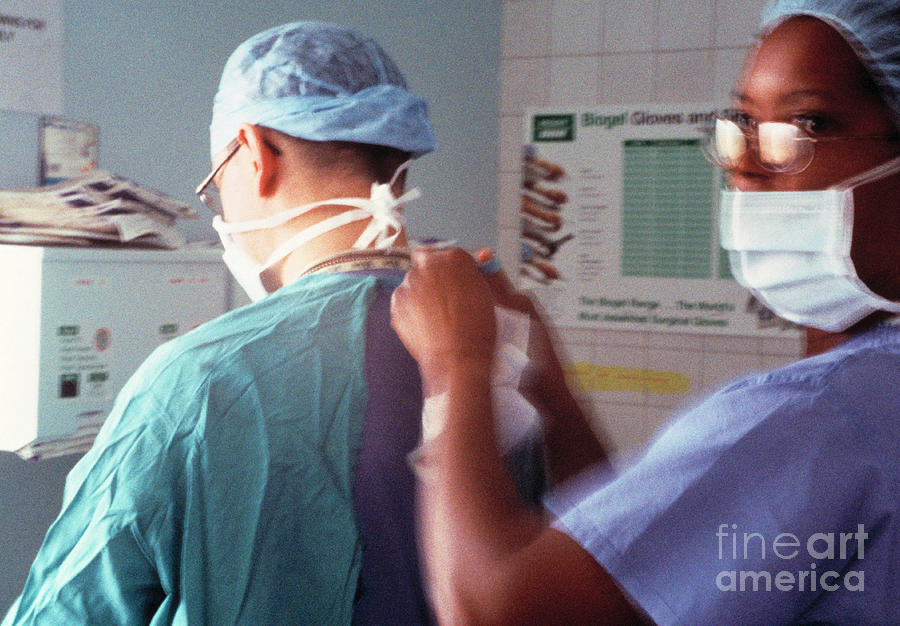 Surgeon Is Dressed Photograph by Michael Donne/science Photo Library