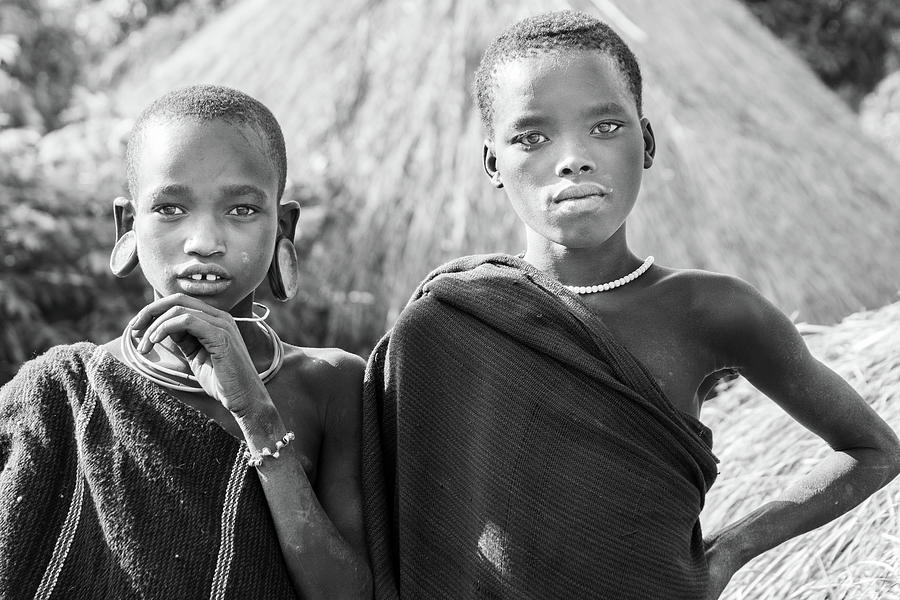 Suri girls Photograph by Mache Del Campo