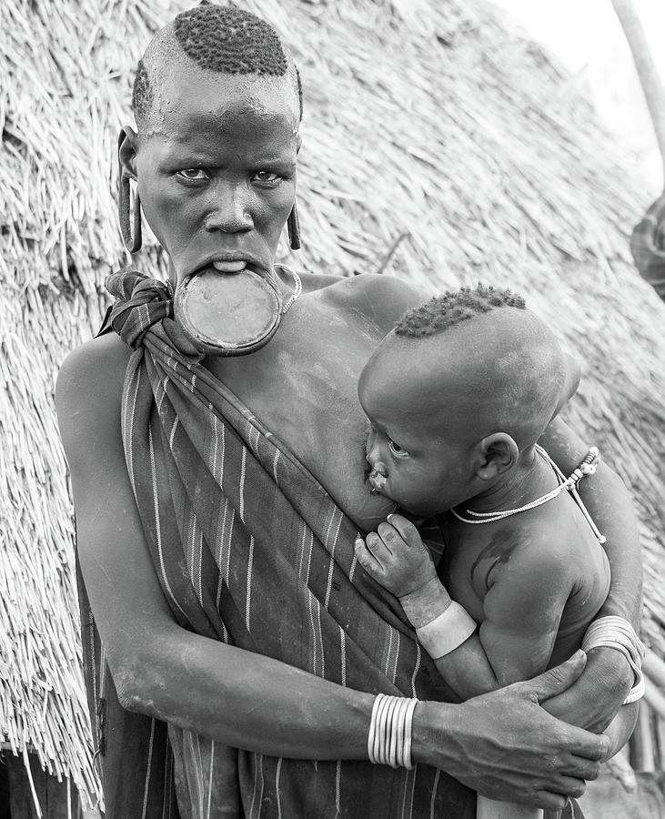 Mursi Mother and child Photograph by Mache Del Campo