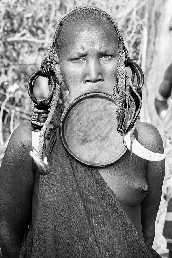 Suri woman accesories Photograph by Mache Del Campo