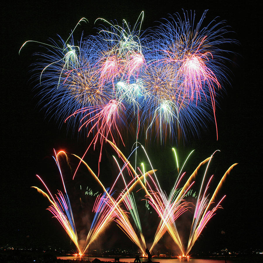 Suwa Lake Firework Festival by Kurosawa Michiyo