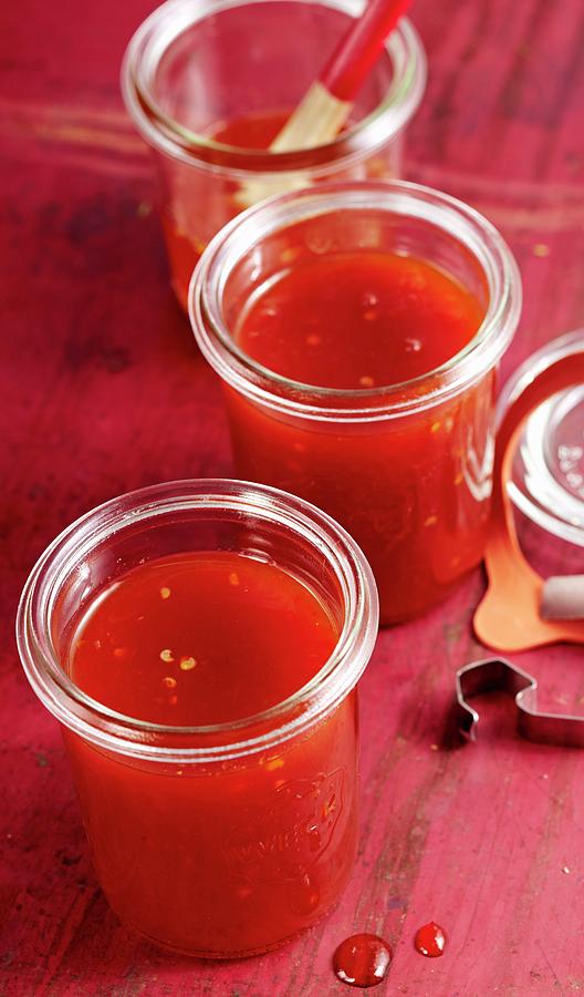 Sweet And Spicy Chilli Sauce Photograph by Teubner Foodfoto