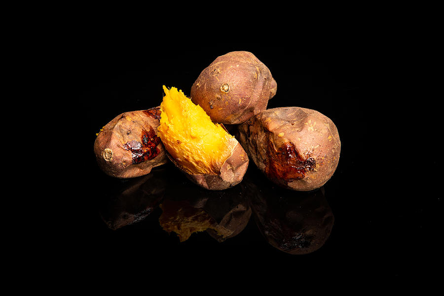 Still Life Photograph - Sweet Potatoes by Sunny Ding