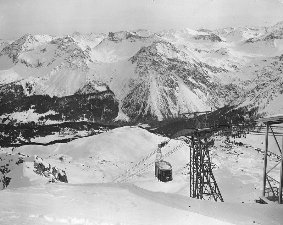 Scenic Photograph - Swiss Cable Car by Vanderson Scenic Photograph - Swiss Cable Car by Vanderson