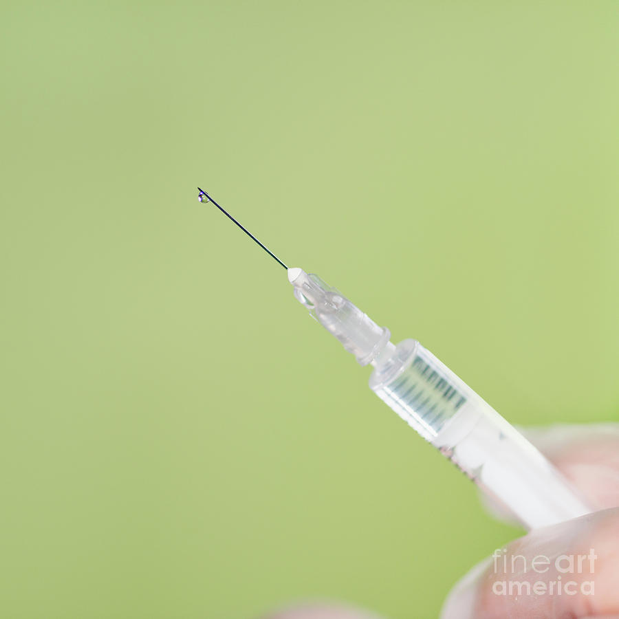 Syringe Photograph by Microgen Images/science Photo Library