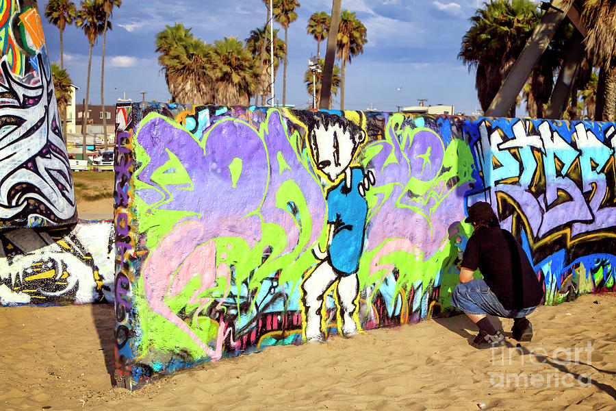 Tagging at Venice Beach Photograph by John Rizzuto
